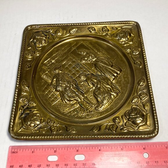 Vintage Victorian Couple Scene Brass Wall Hanging Art Plaque Elpec England Roses - Picture 11 of 11